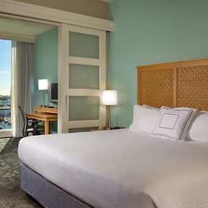 Courtyard By Marriott Fort Lauderdale Beach